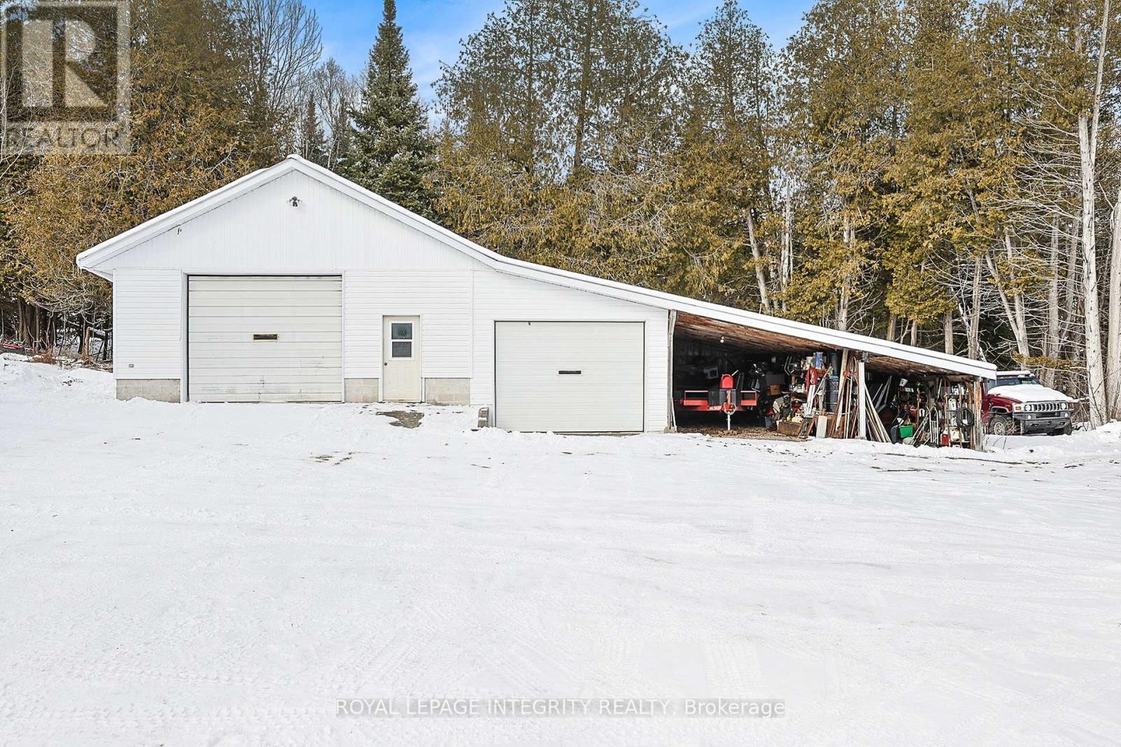 












531 WHELAN ROAD S

,
Admaston/Bromley,




Ontario
K7V3Z7

