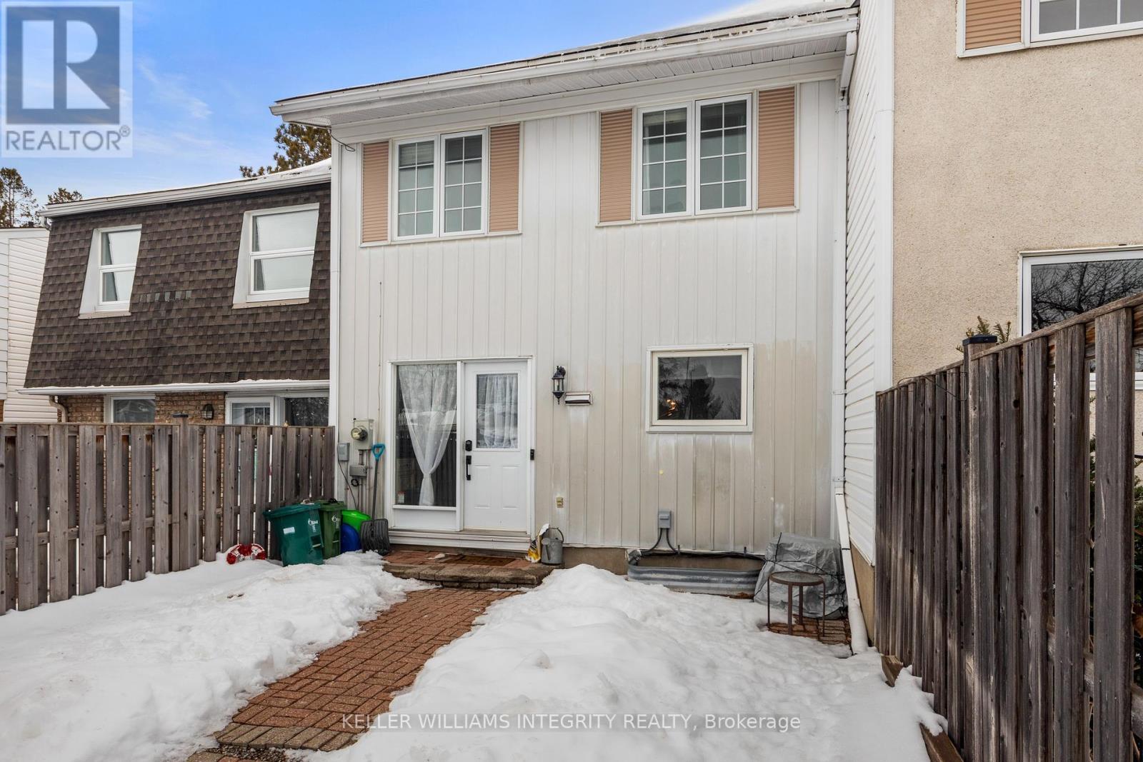 












17 - 3328 ALBION ROAD S

,
Ottawa,




Ontario
K1V8V5

