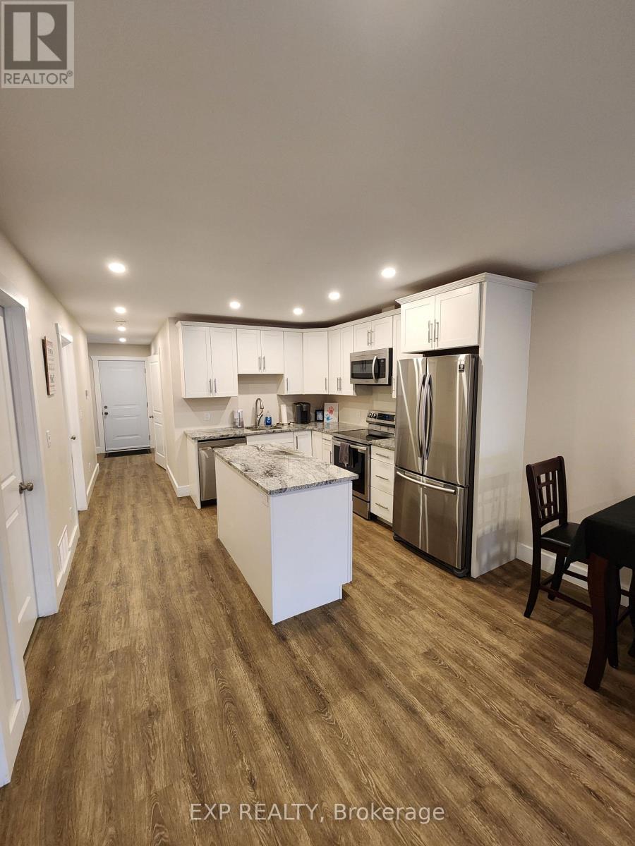 












32 DAVID STREET

,
Edwardsburgh/Cardinal,




Ontario
K0E1X0


