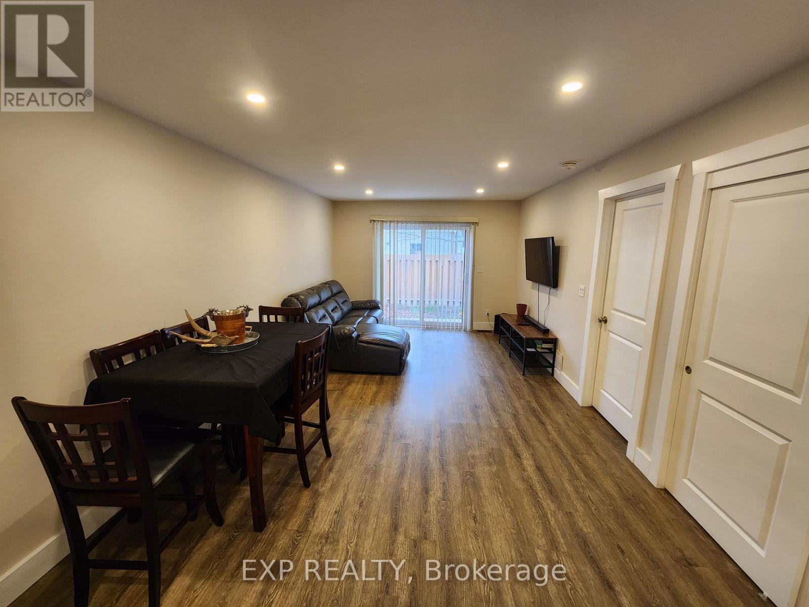 












32 DAVID STREET

,
Edwardsburgh/Cardinal,




Ontario
K0E1X0

