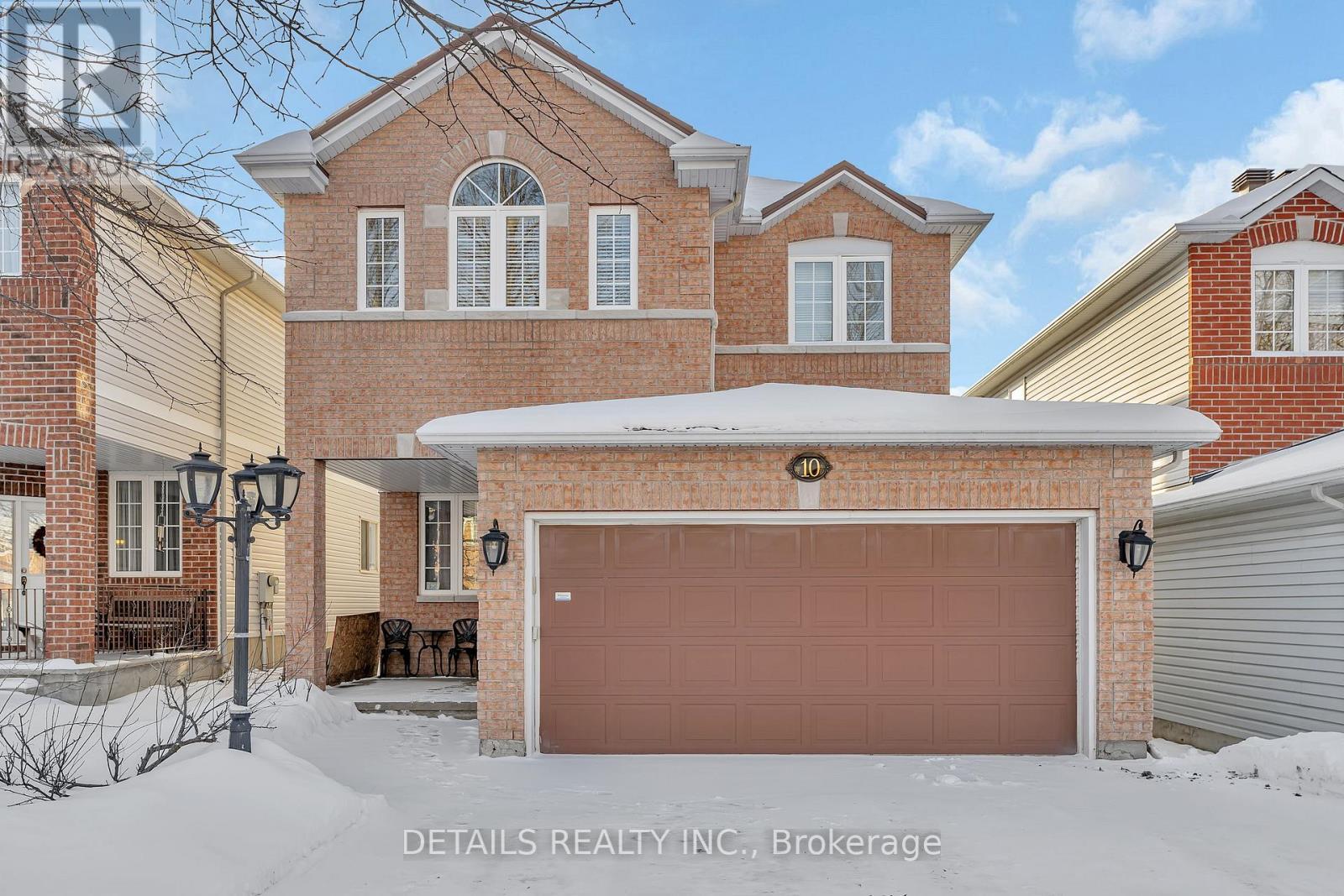












10 NORTH HARROW DRIVE

,
Ottawa,




Ontario
K2J4V6

