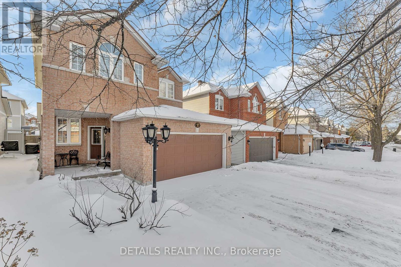 












10 NORTH HARROW DRIVE

,
Ottawa,




Ontario
K2J4V6

