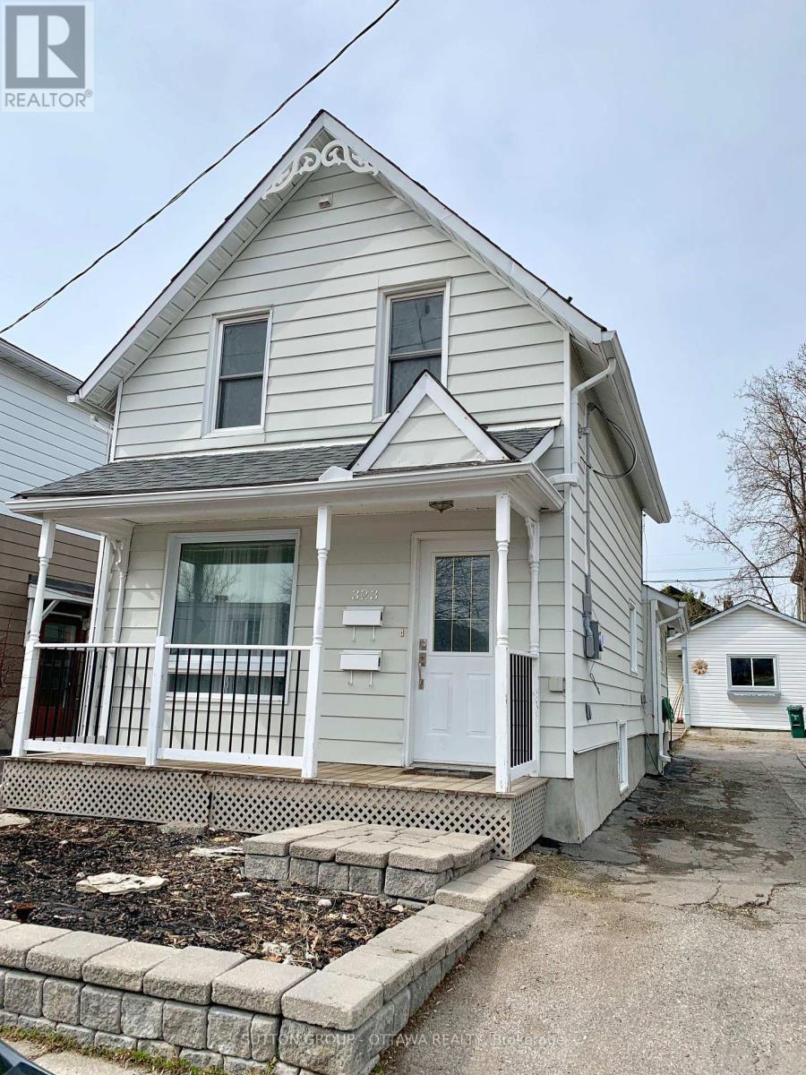 












323 MONTFORT STREET

,
Ottawa,




Ontario
K1L5N5

