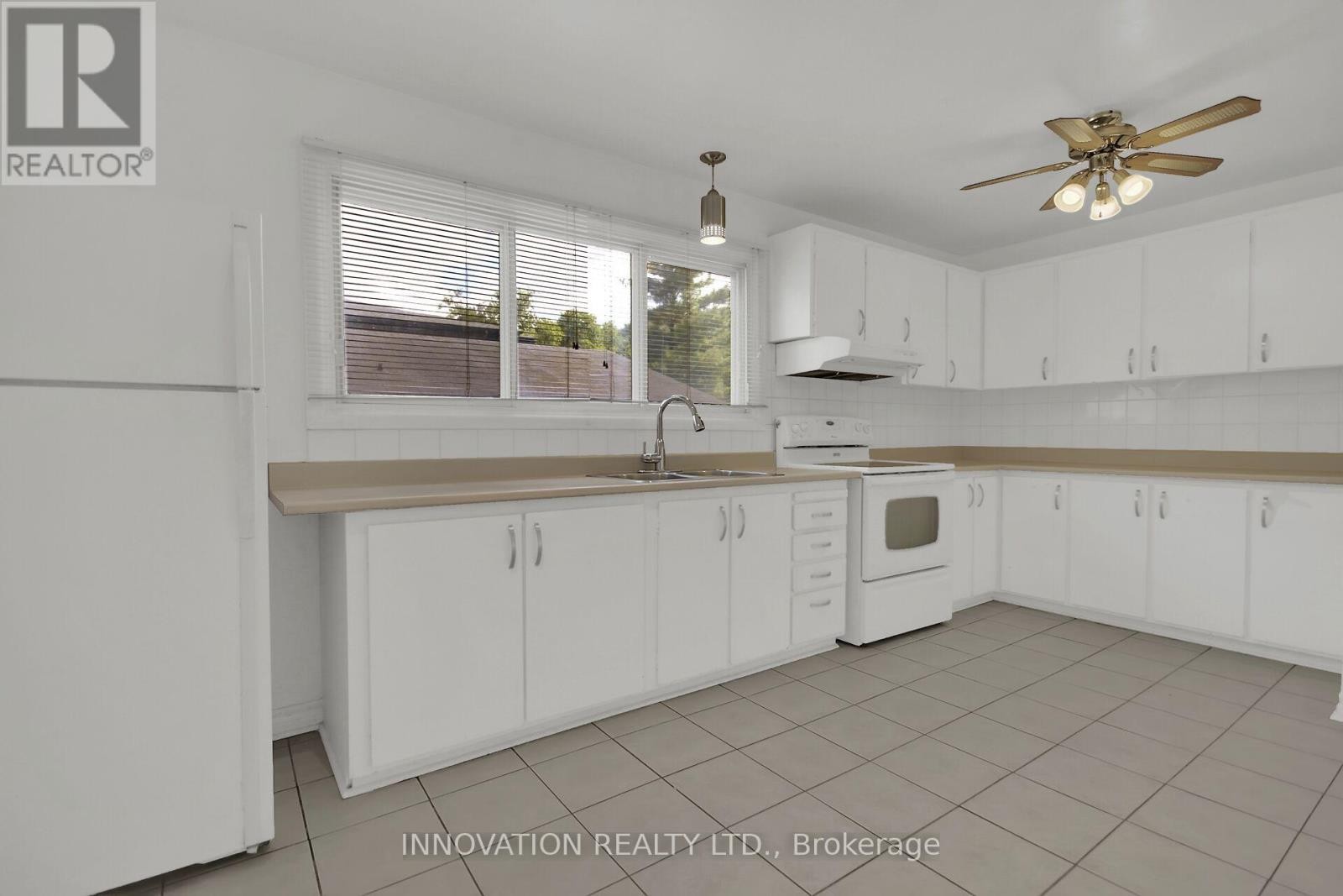 












859 TAVISTOCK ROAD

,
Ottawa,




Ontario
K2B5N5

