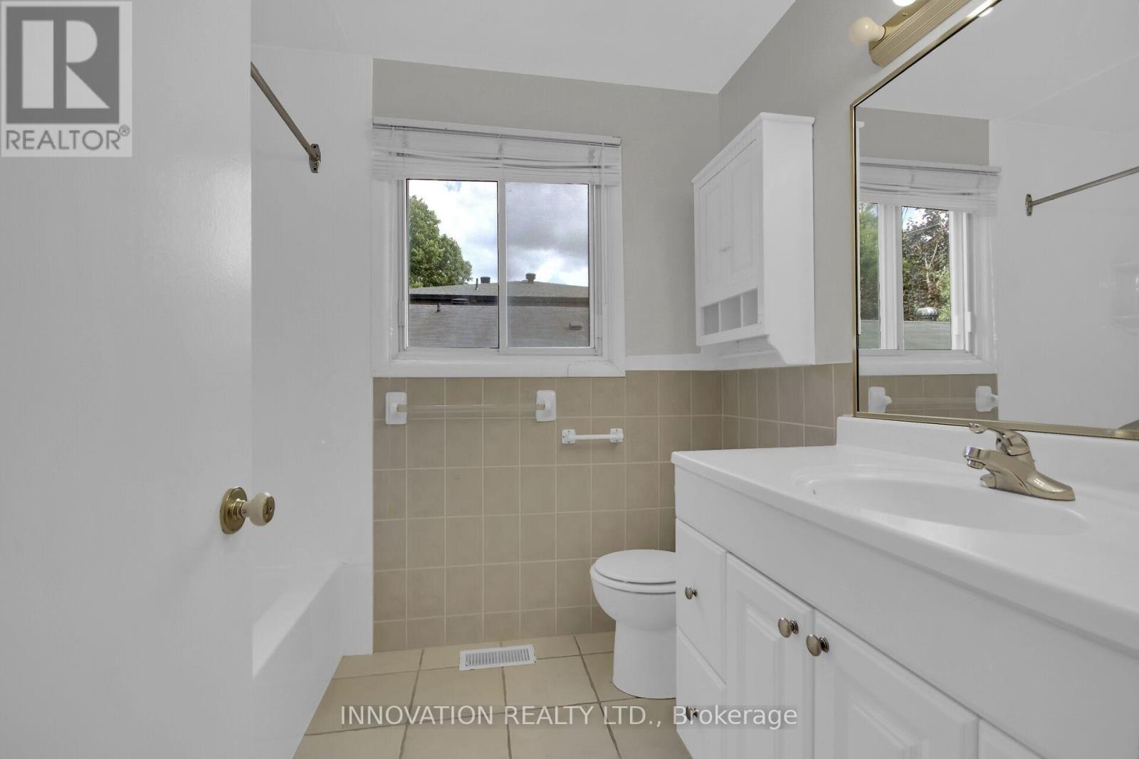 












859 TAVISTOCK ROAD

,
Ottawa,




Ontario
K2B5N5

