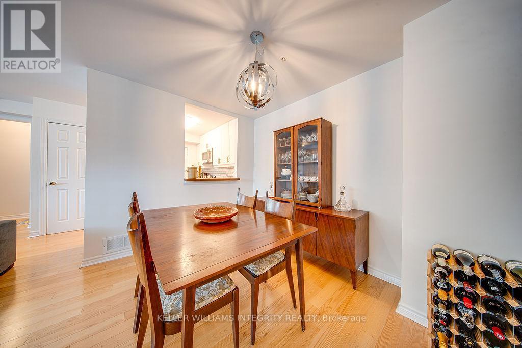 












253 CUMBERLAND STREET

,
Ottawa,




Ontario
K1N8W6

