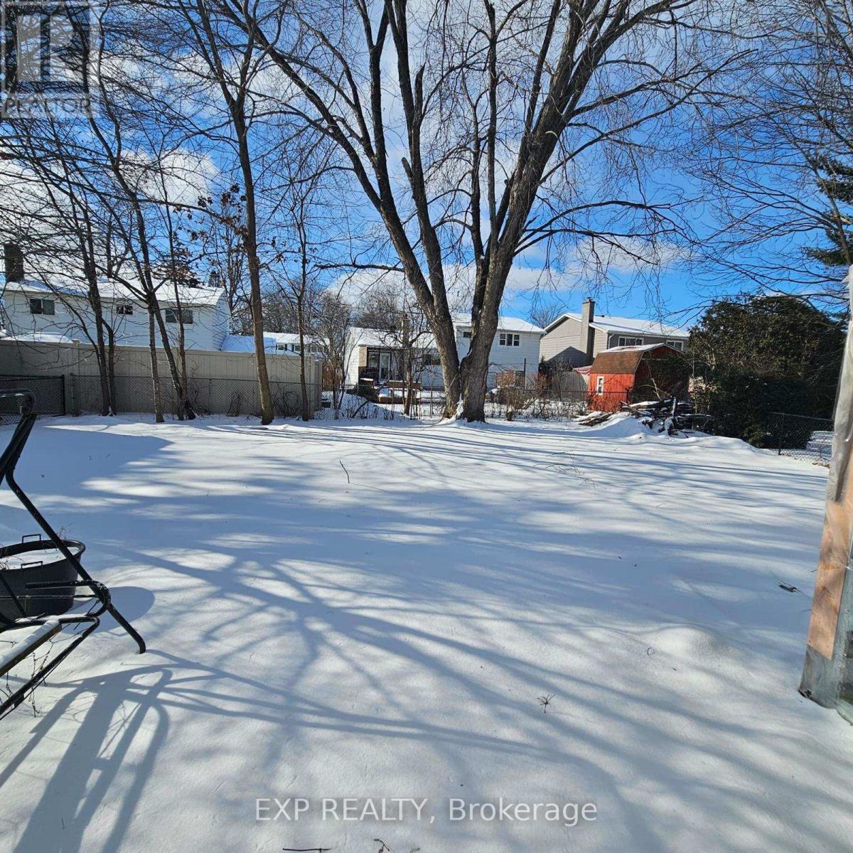 












4 PARKLANE COURT

,
Ottawa,




Ontario
K1B3H2

