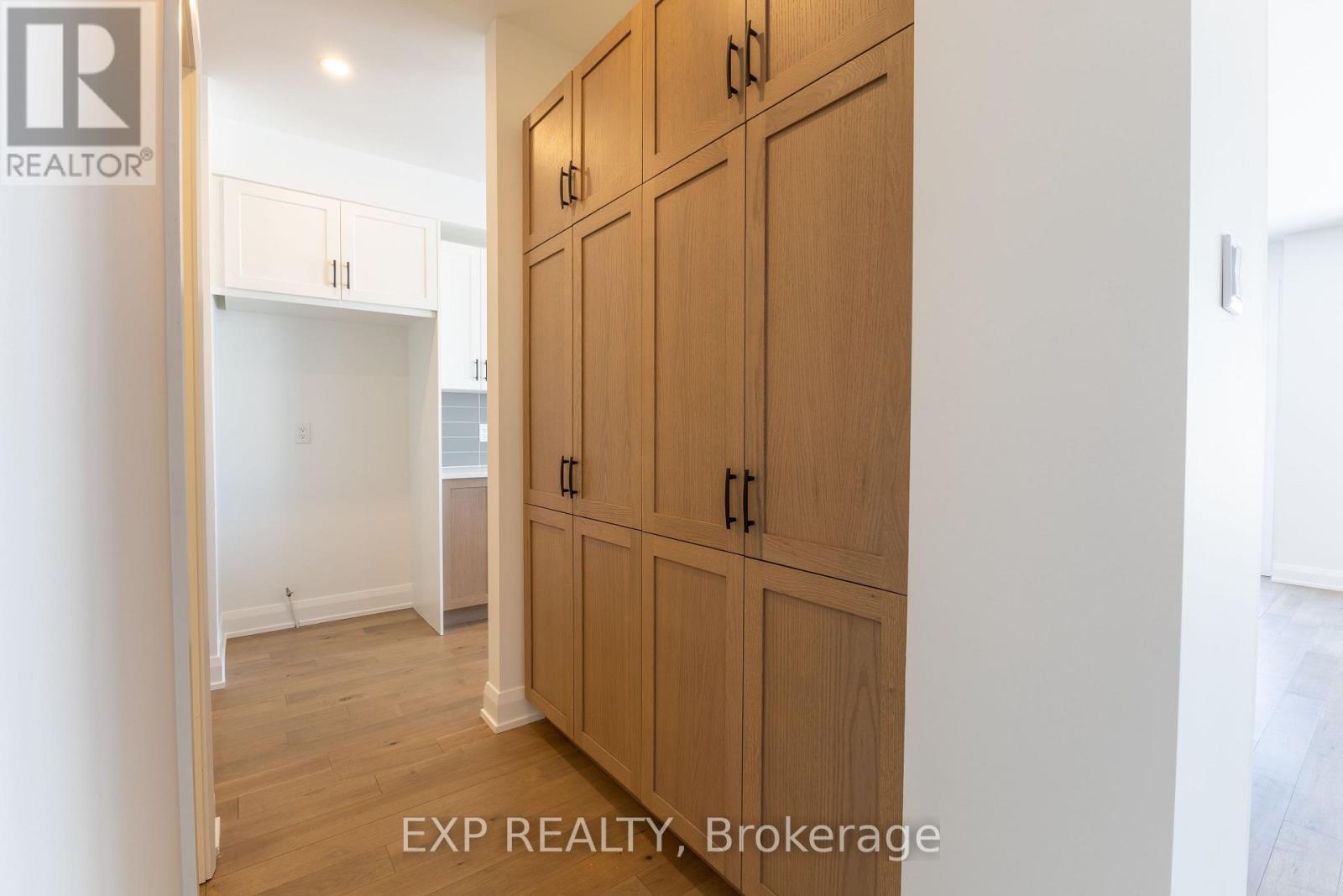 












153 CRAIG DUNCAN TERRACE

,
Ottawa,




Ontario
K2S3C4

