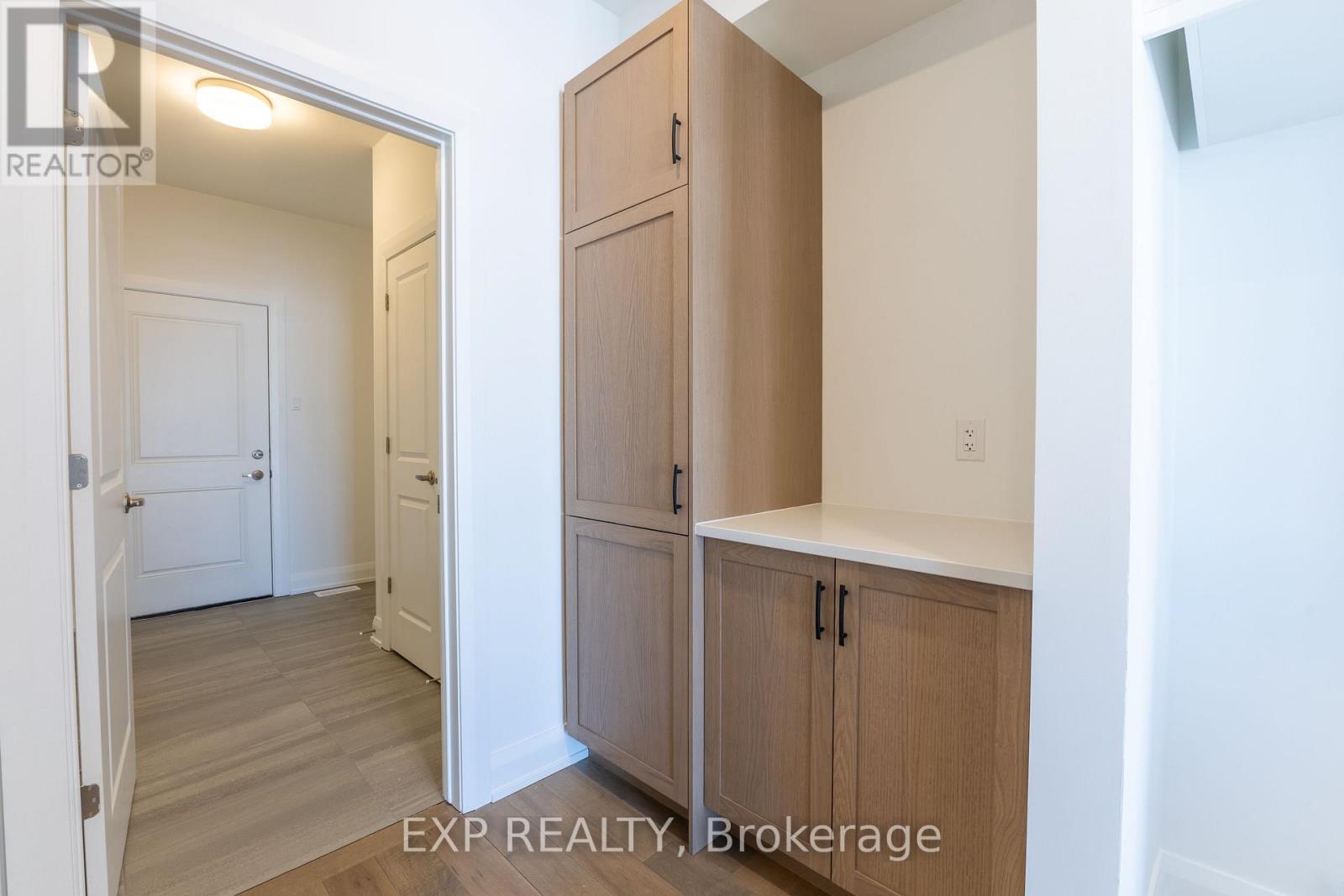 












153 CRAIG DUNCAN TERRACE

,
Ottawa,




Ontario
K2S3C4

