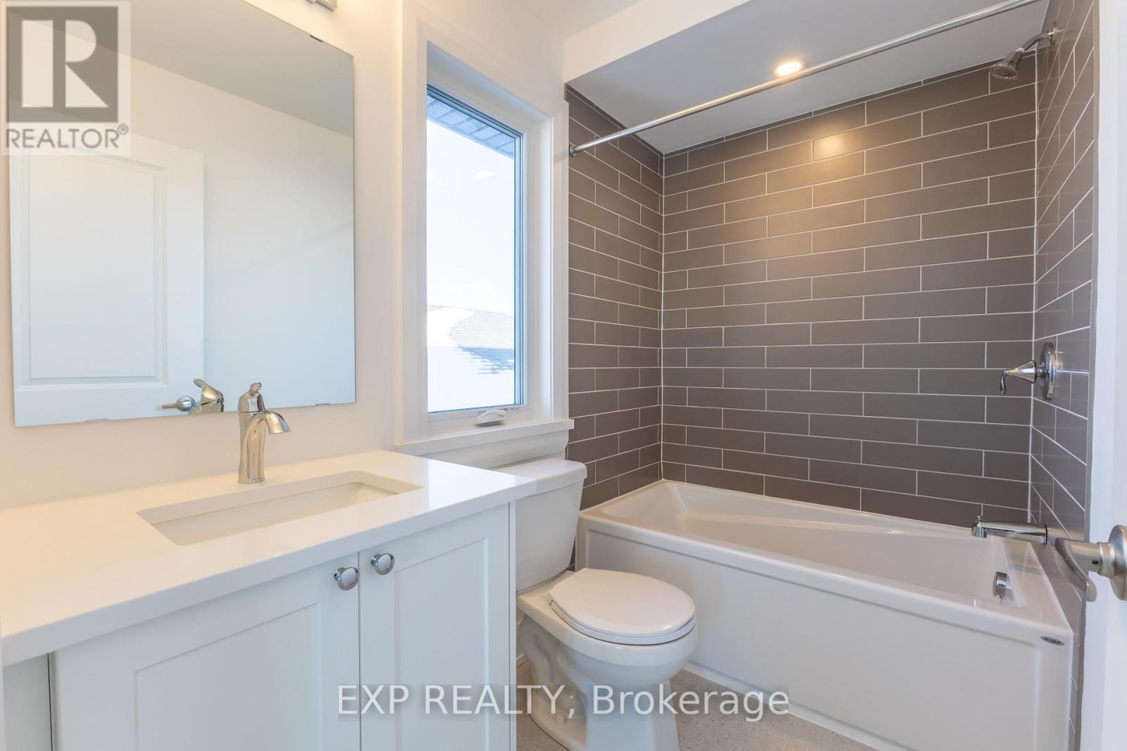 












153 CRAIG DUNCAN TERRACE

,
Ottawa,




Ontario
K2S3C4

