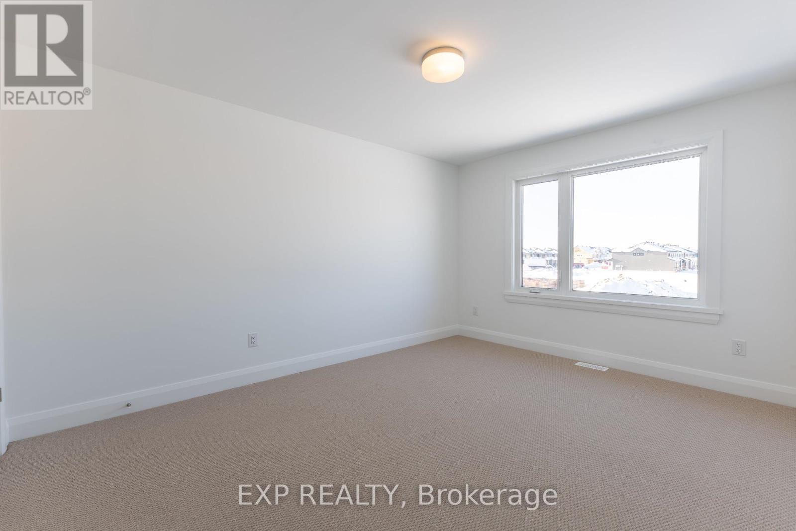 












153 CRAIG DUNCAN TERRACE

,
Ottawa,




Ontario
K2S3C4

