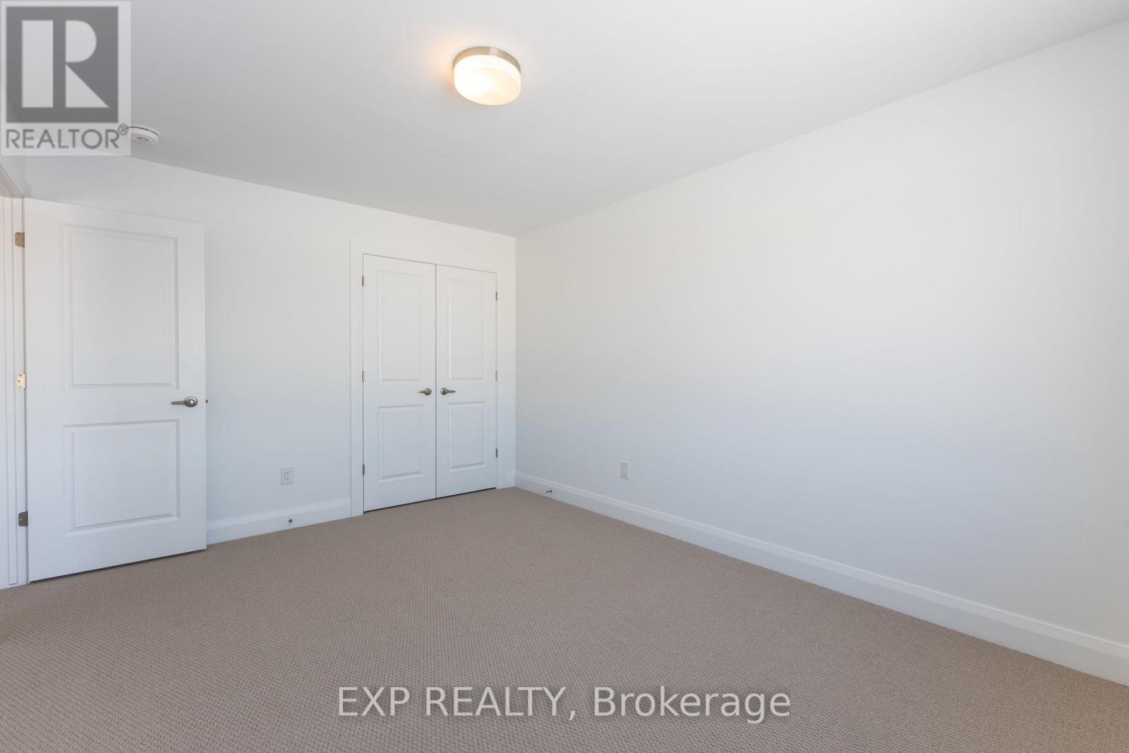 












153 CRAIG DUNCAN TERRACE

,
Ottawa,




Ontario
K2S3C4

