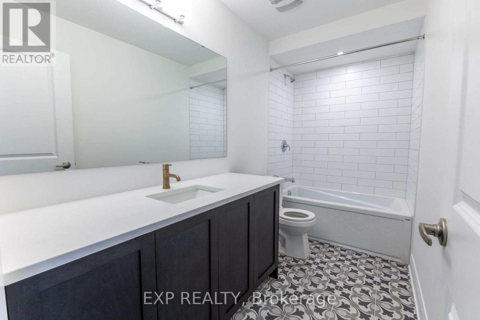 












153 CRAIG DUNCAN TERRACE

,
Ottawa,




Ontario
K2S3C4

