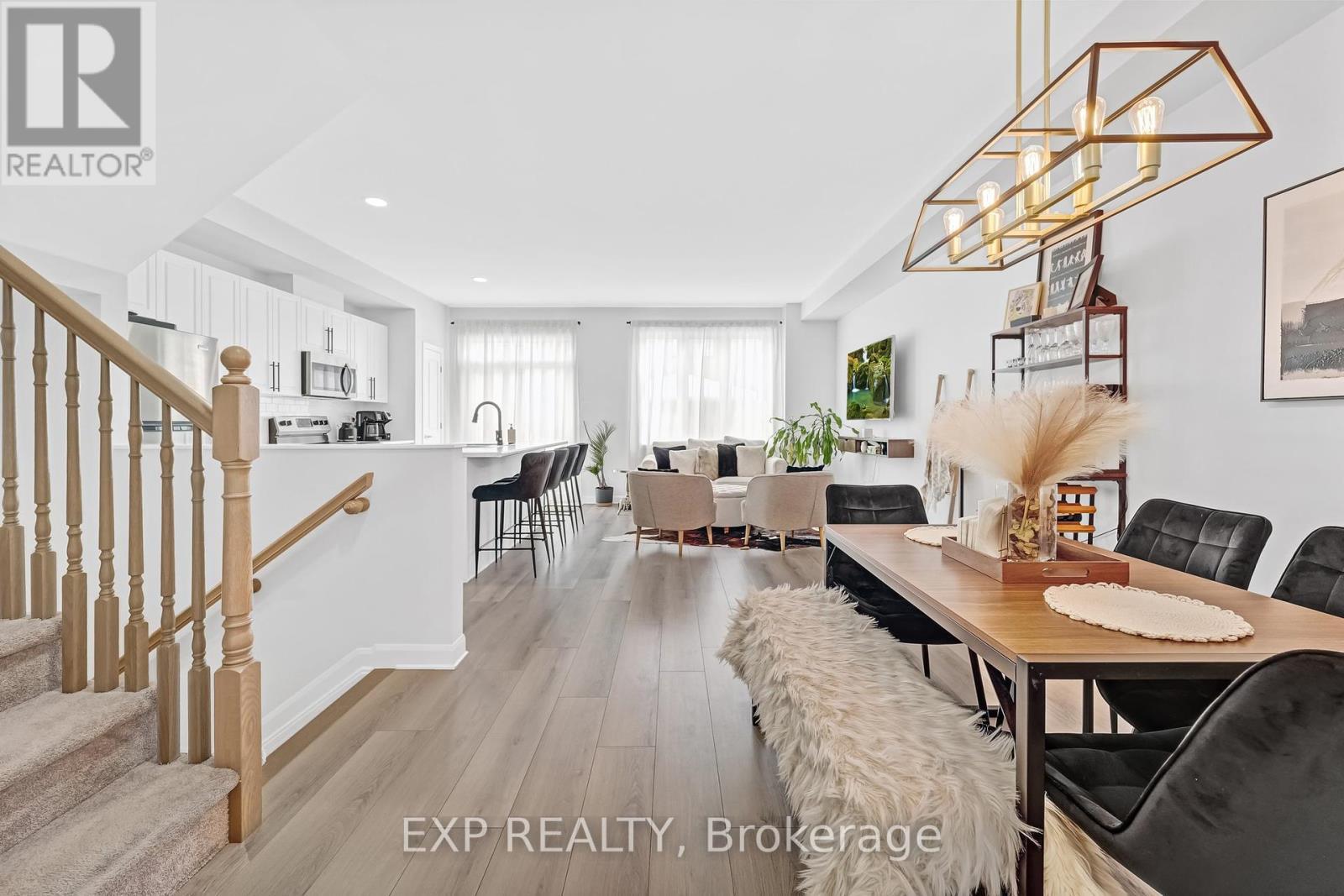 












740 SEBASTIAN STREET

,
Ottawa,




Ontario
K4A5L1

