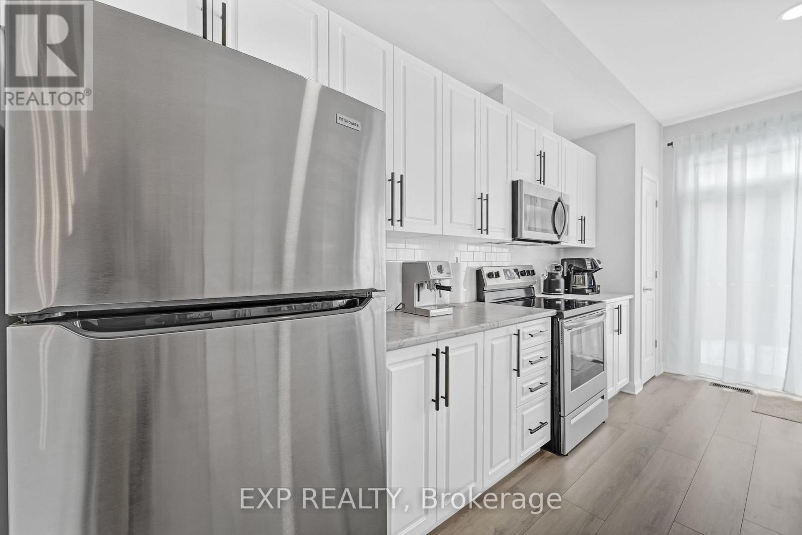 












740 SEBASTIAN STREET

,
Ottawa,




Ontario
K4A5L1

