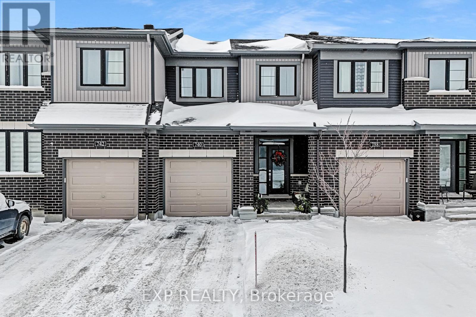 












740 SEBASTIAN STREET

,
Ottawa,




Ontario
K4A5L1

