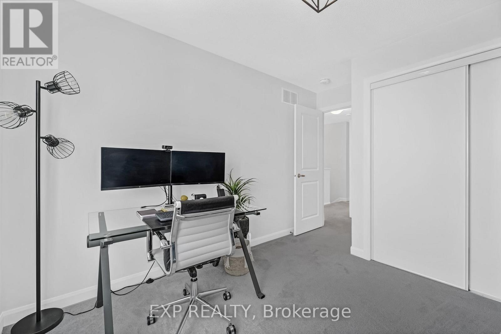 












740 SEBASTIAN STREET

,
Ottawa,




Ontario
K4A5L1


