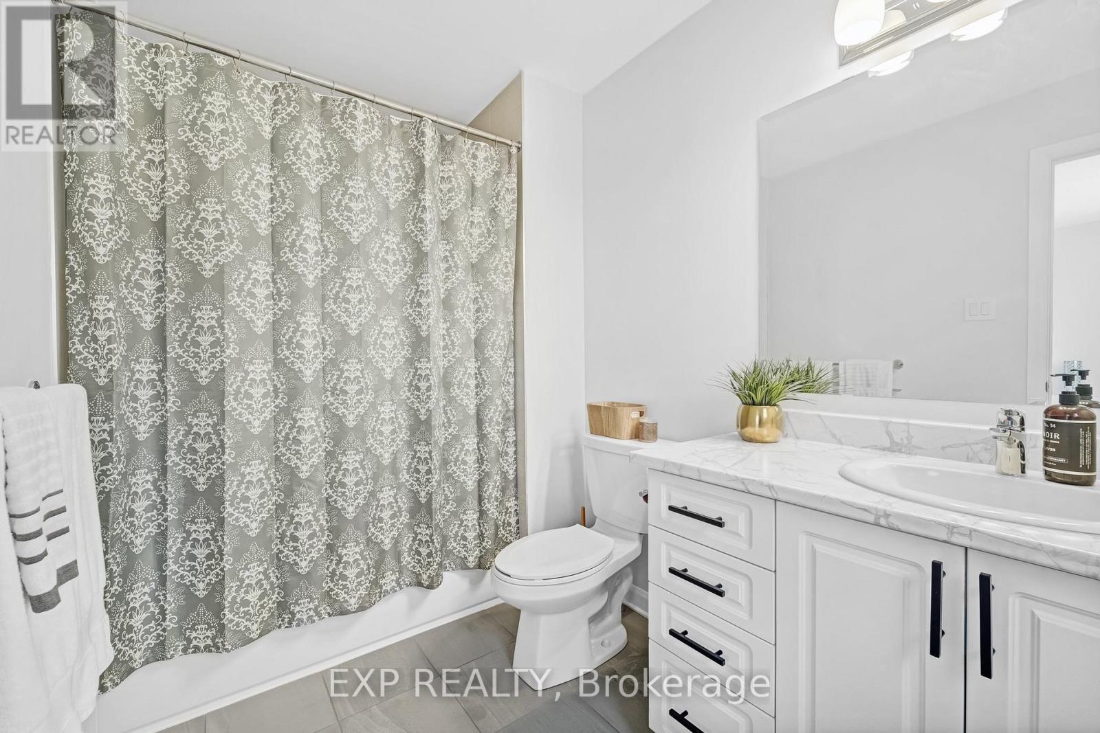 












740 SEBASTIAN STREET

,
Ottawa,




Ontario
K4A5L1

