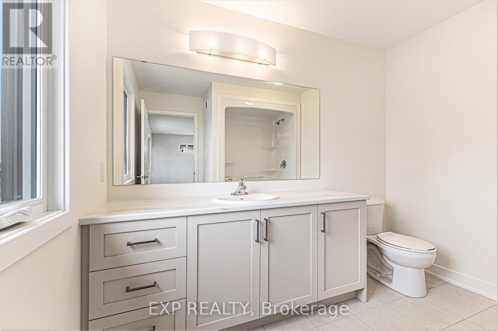 












237 O'DONOVAN DRIVE

,
Carleton Place,




Ontario
K7C0X5

