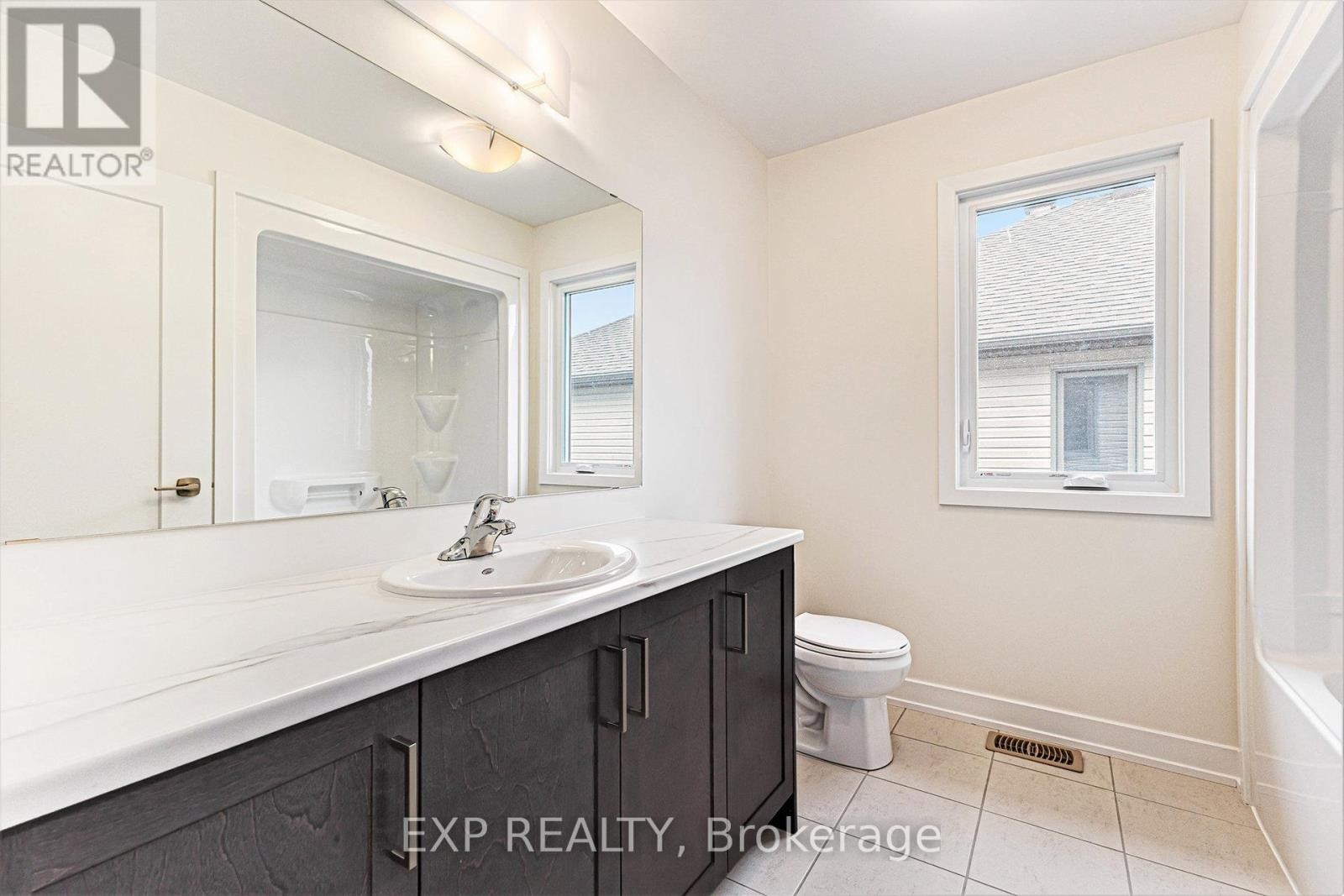 












237 O'DONOVAN DRIVE

,
Carleton Place,




Ontario
K7C0X5

