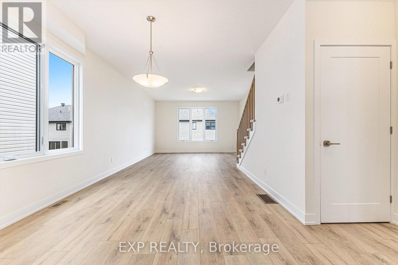 












237 O'DONOVAN DRIVE

,
Carleton Place,




Ontario
K7C0X5

