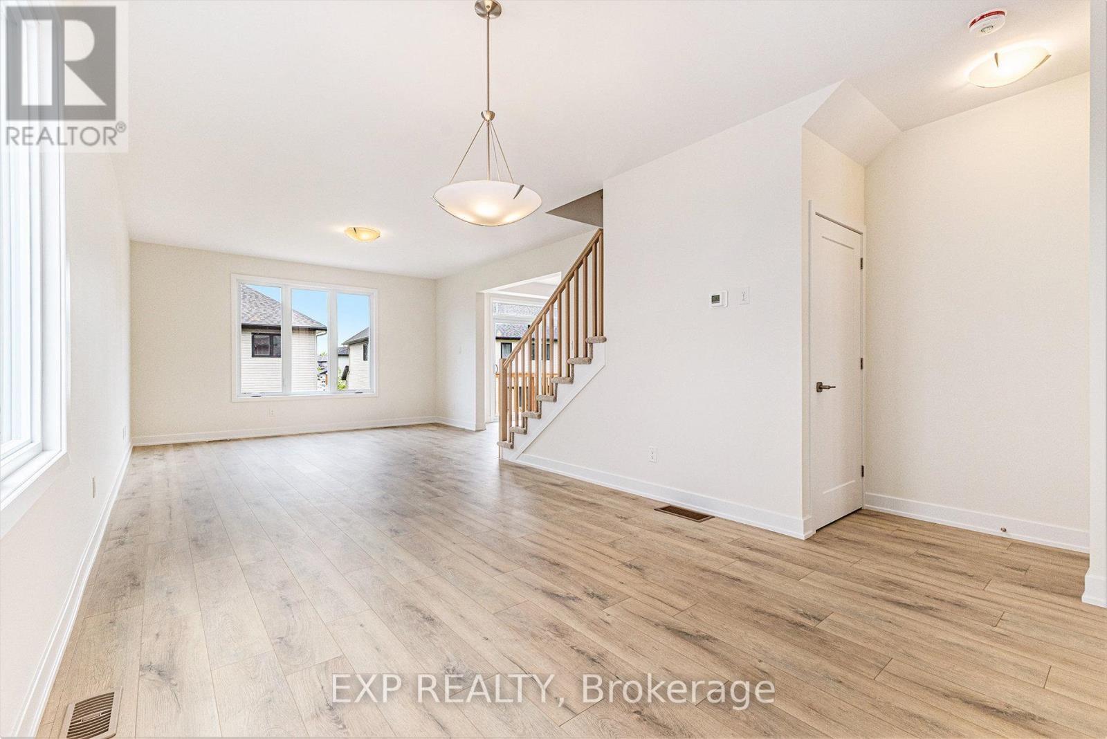 












237 O'DONOVAN DRIVE

,
Carleton Place,




Ontario
K7C0X5

