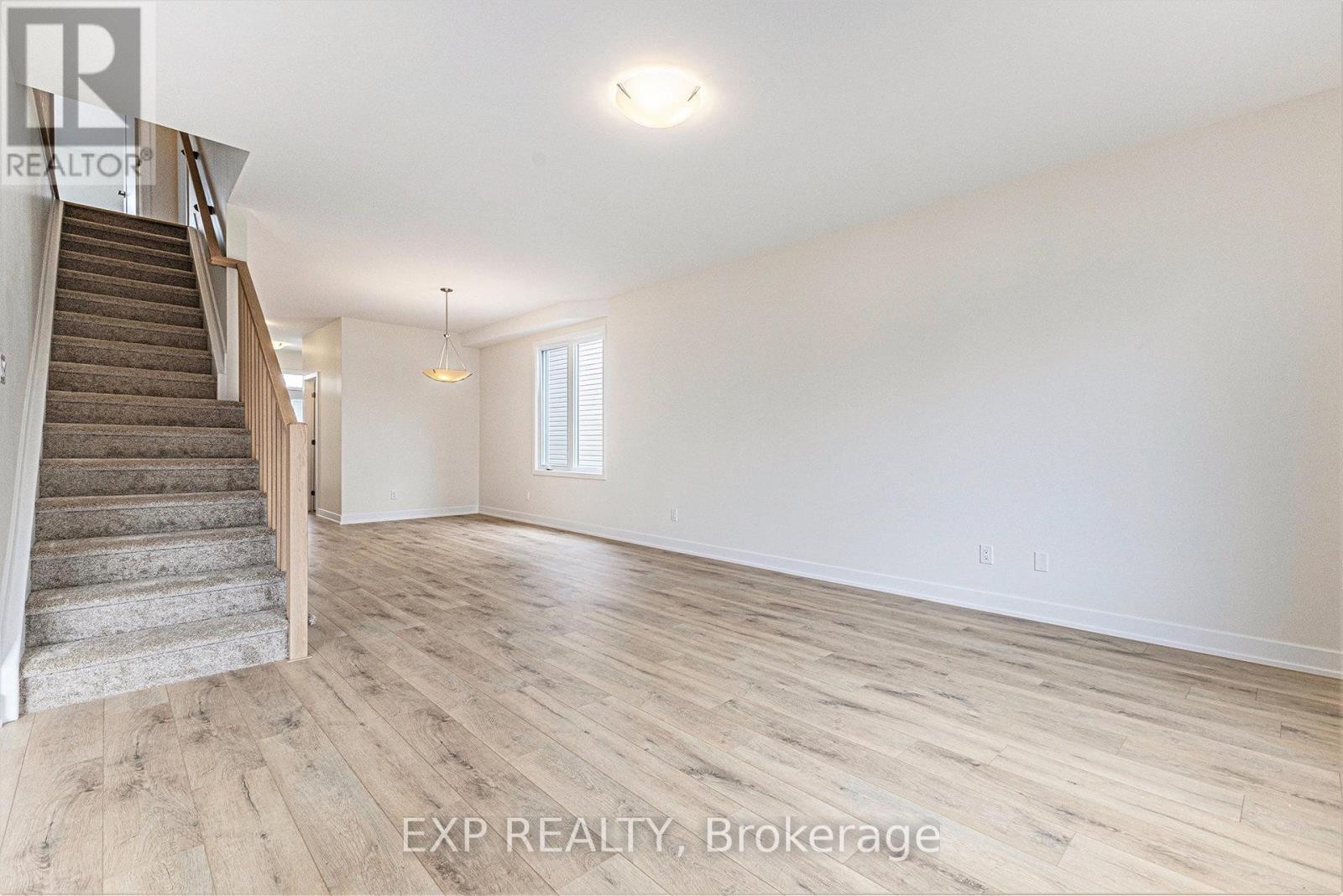 












237 O'DONOVAN DRIVE

,
Carleton Place,




Ontario
K7C0X5


