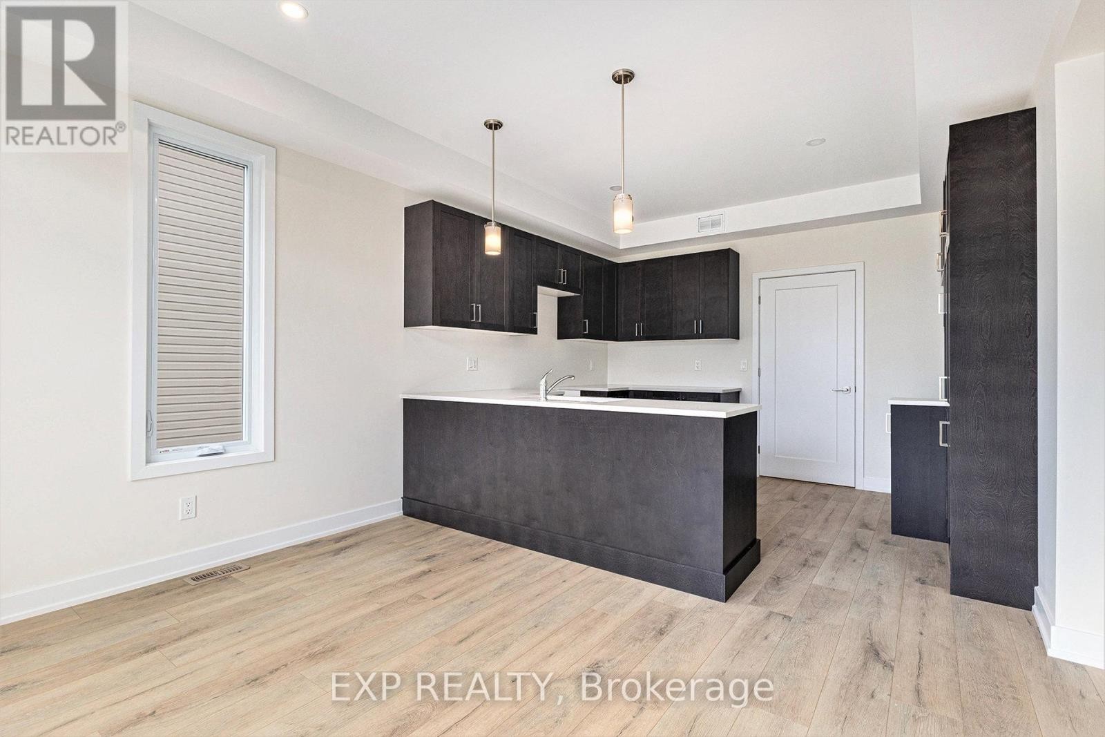 












237 O'DONOVAN DRIVE

,
Carleton Place,




Ontario
K7C0X5

