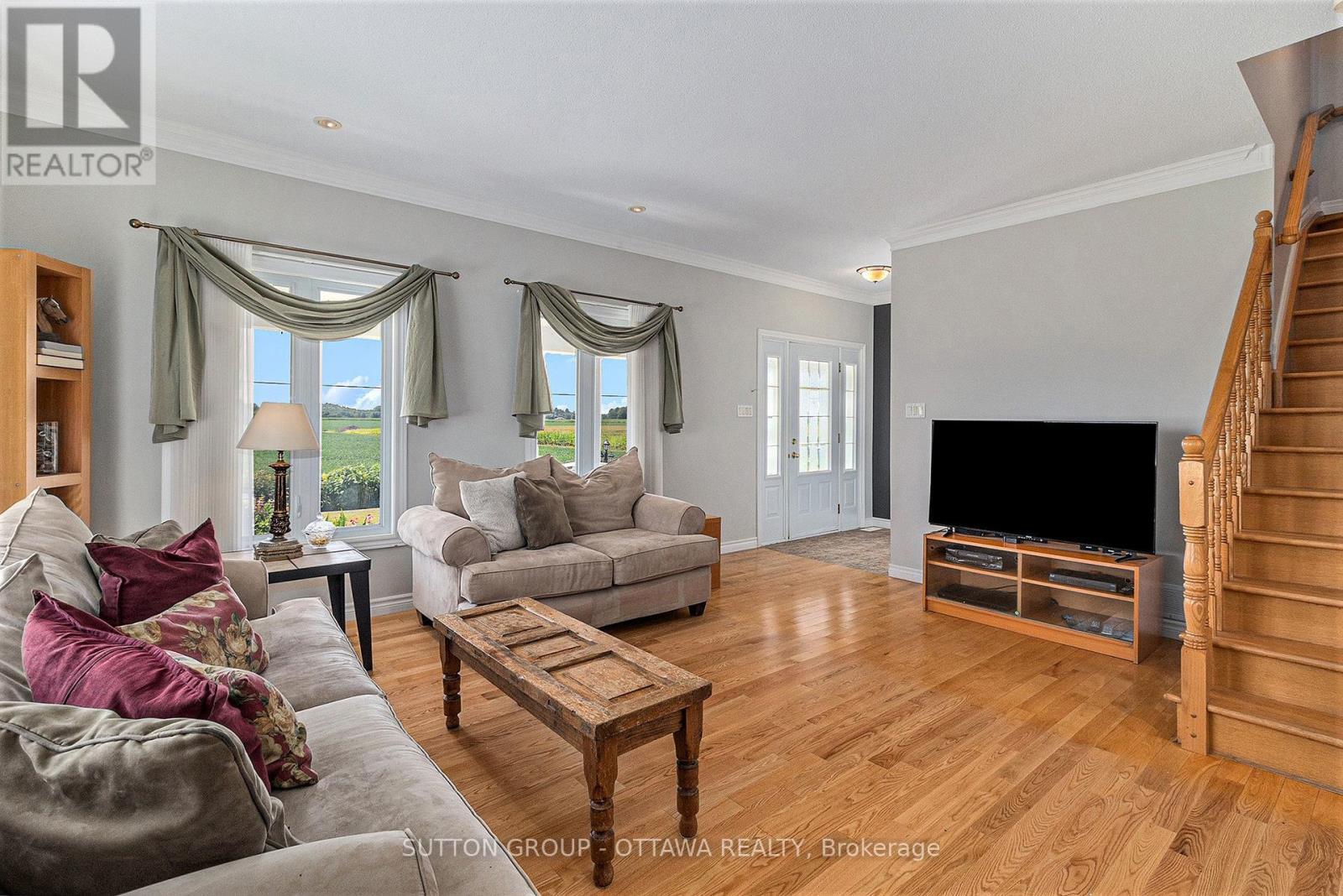 












4031 BOILEAU ROAD

,
Clarence-Rockland,




Ontario
K0A1E0

