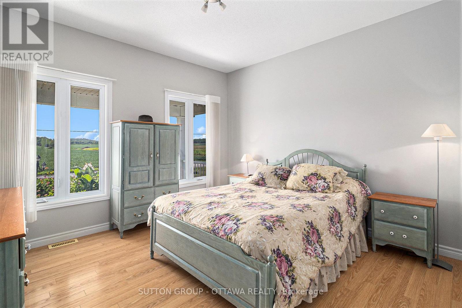 












4031 BOILEAU ROAD

,
Clarence-Rockland,




Ontario
K0A1E0

