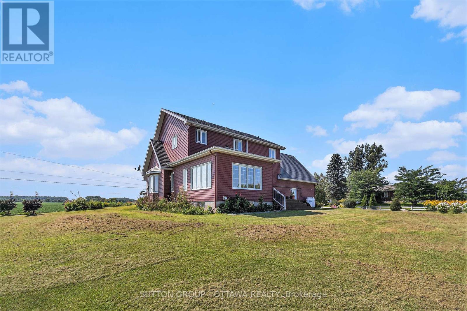 












4031 BOILEAU ROAD

,
Clarence-Rockland,




Ontario
K0A1E0

