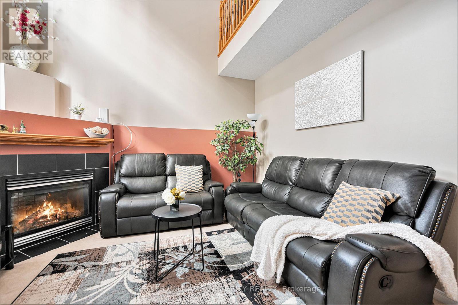 












42 - 1512 WALKLEY ROAD

,
Ottawa,




Ontario
K1V2G7

