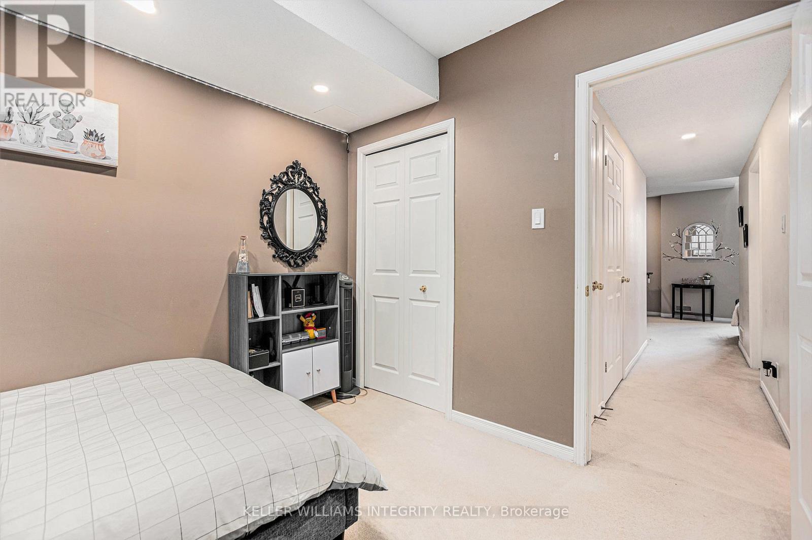 












42 - 1512 WALKLEY ROAD

,
Ottawa,




Ontario
K1V2G7

