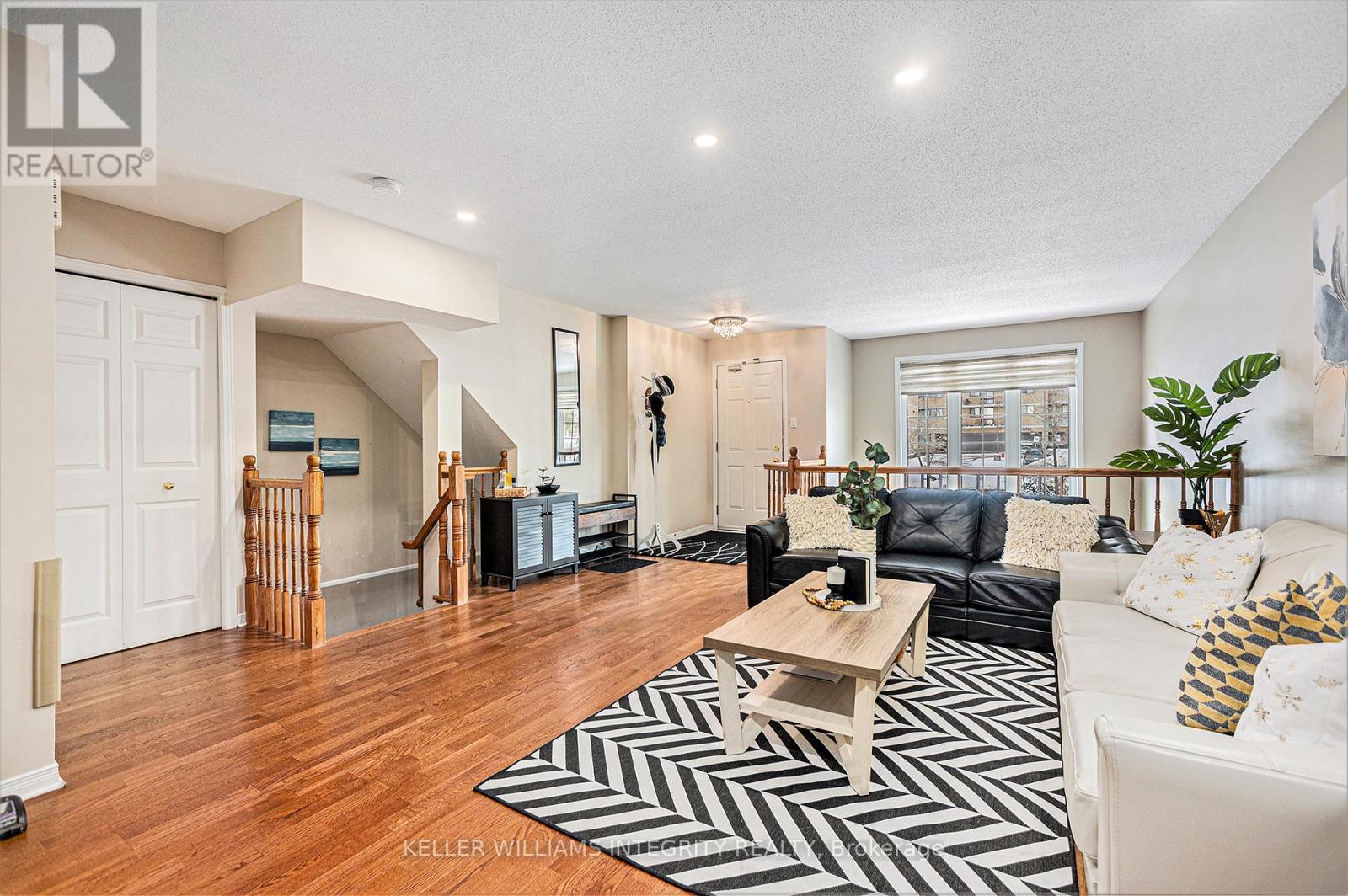 












42 - 1512 WALKLEY ROAD

,
Ottawa,




Ontario
K1V2G7

