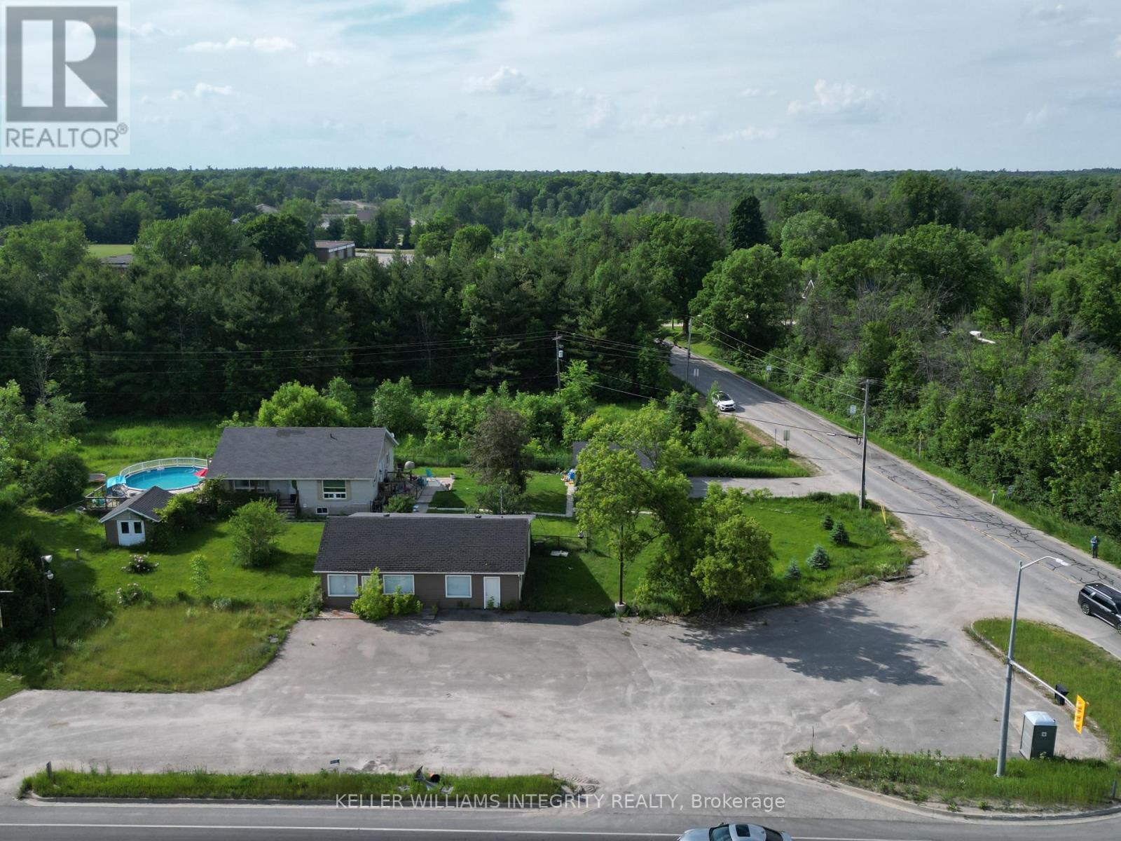 












18318 HIGHWAY 7 HIGHWAY

,
Tay Valley,







Ontario
K7H3C6


