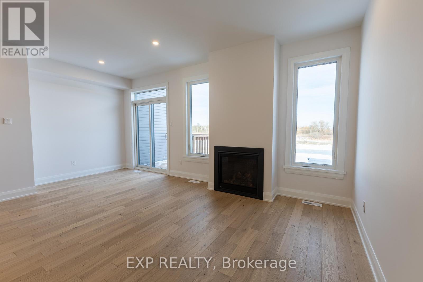 












179 CRAIG DUNCAN TERRACE

,
Ottawa,




Ontario
K2S3C6

