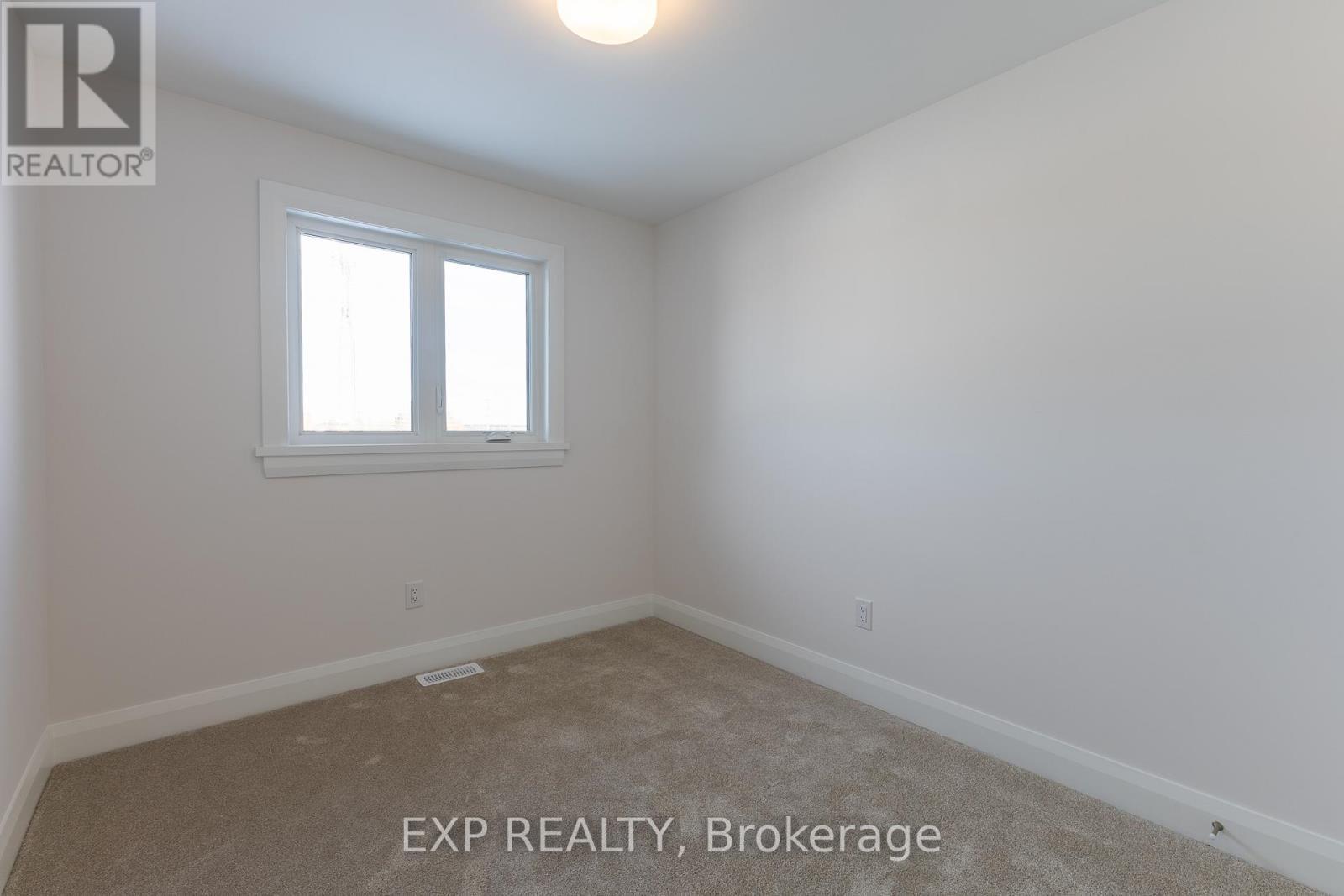 












179 CRAIG DUNCAN TERRACE

,
Ottawa,




Ontario
K2S3C6

