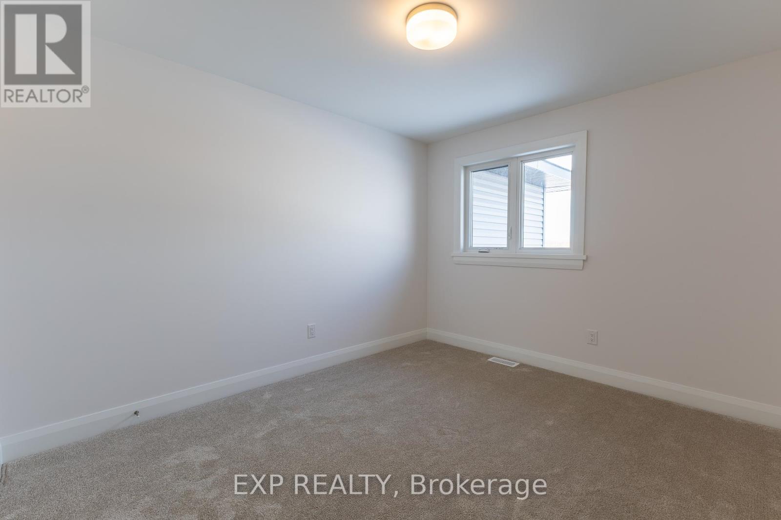












179 CRAIG DUNCAN TERRACE

,
Ottawa,




Ontario
K2S3C6


