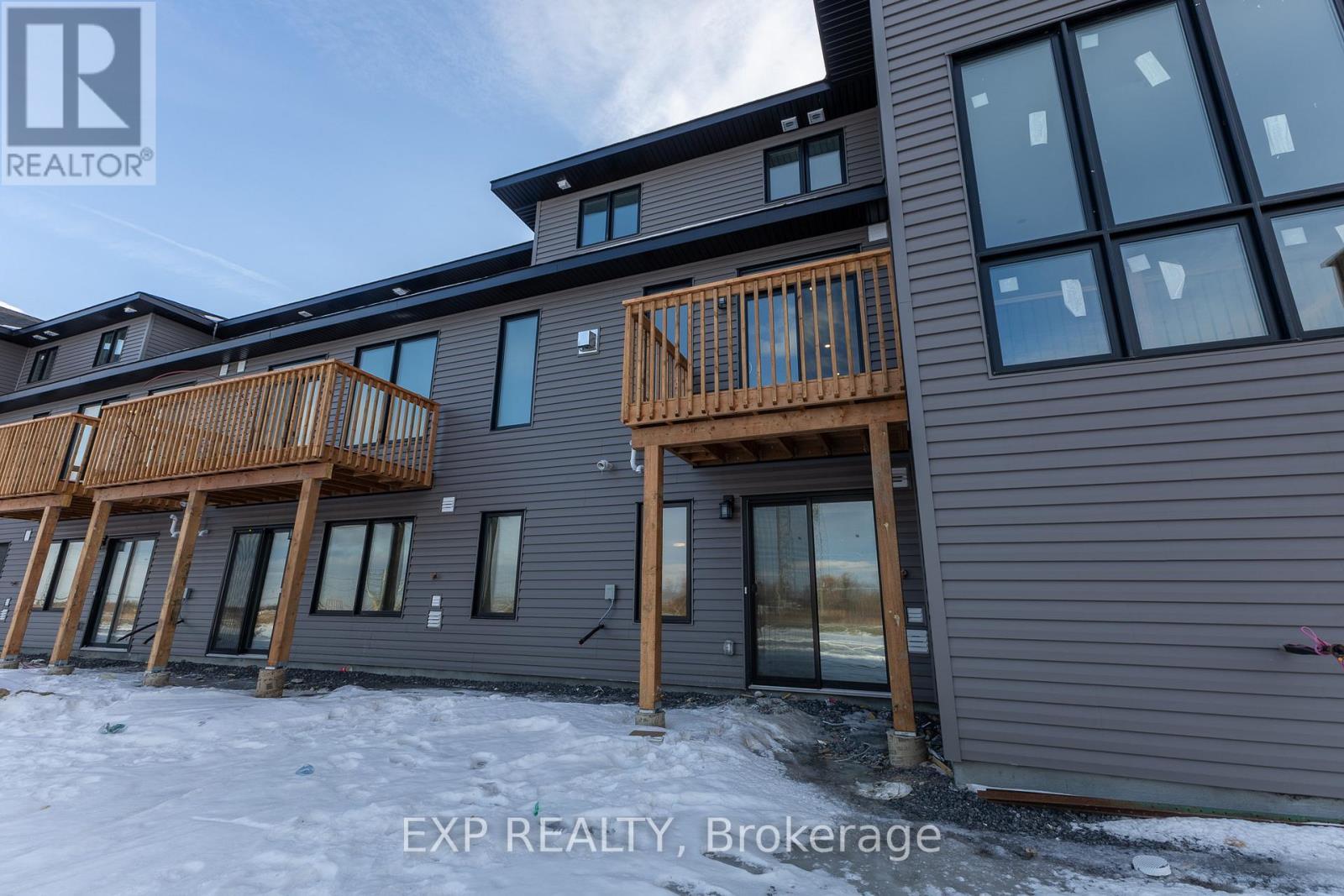 












179 CRAIG DUNCAN TERRACE

,
Ottawa,




Ontario
K2S3C6

