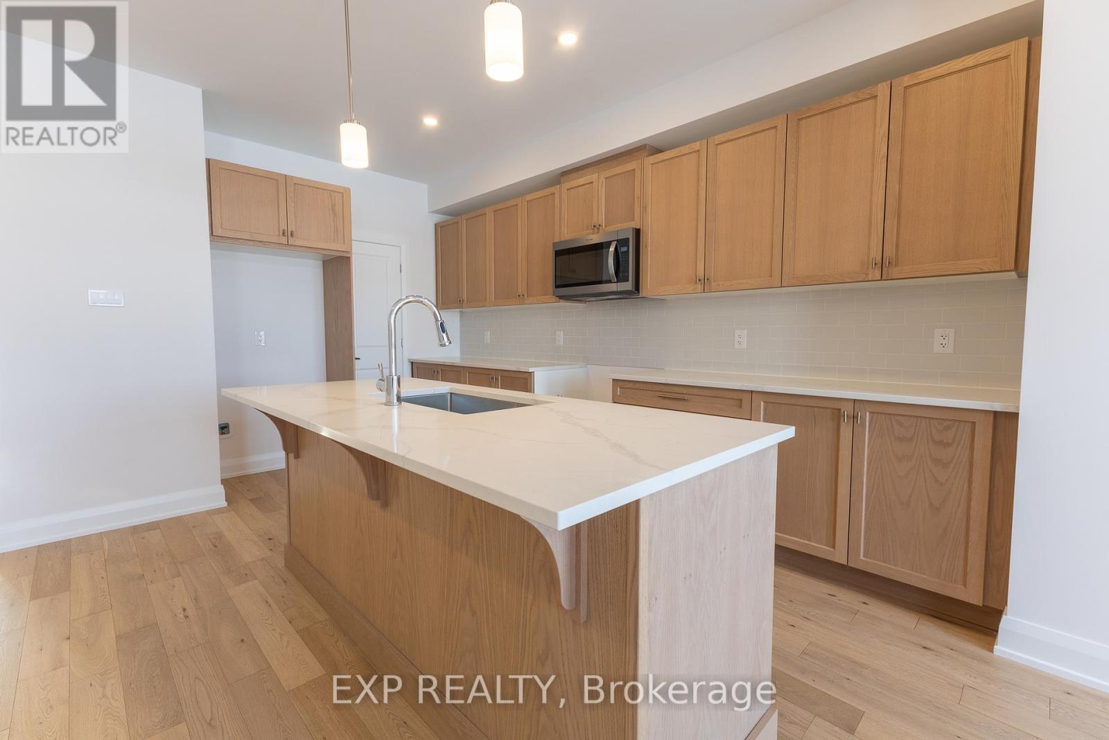 












173 CRAIG DUNCAN TERRACE

,
Ottawa,




Ontario
K2S3C6


