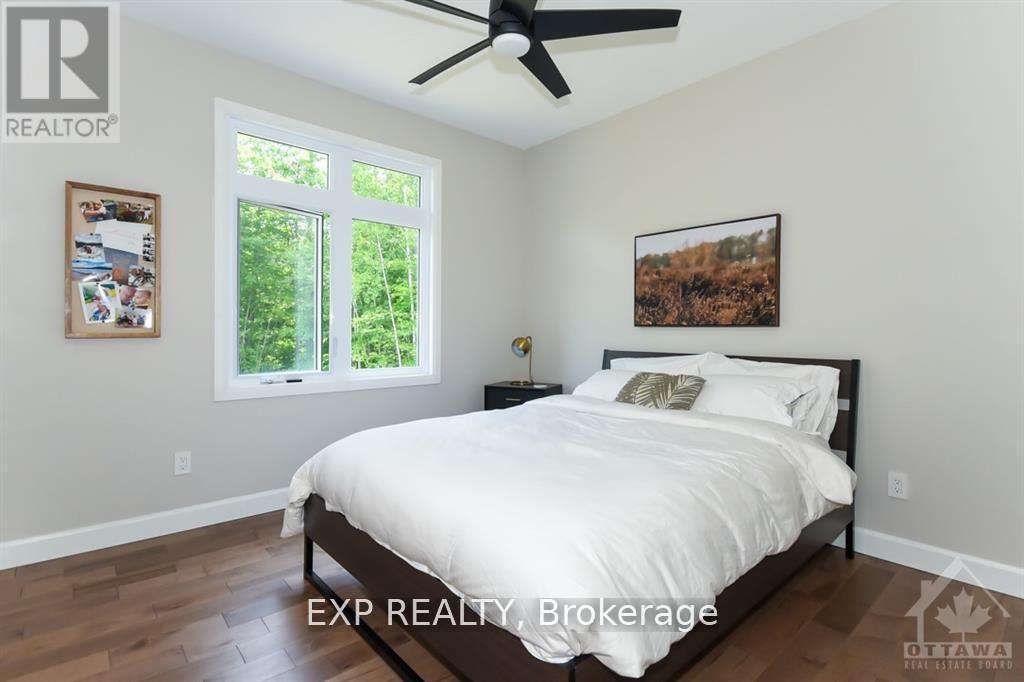 












1579 ROLLIN ROAD

,
Clarence-Rockland,




Ontario
K0A3N0

