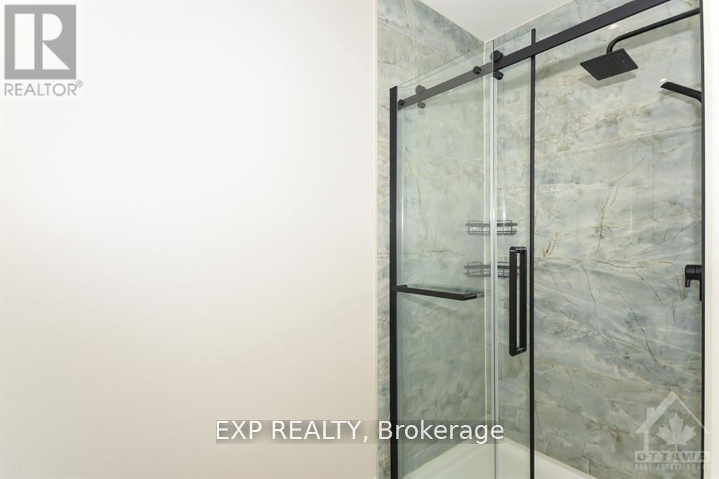 












1579 ROLLIN ROAD

,
Clarence-Rockland,




Ontario
K0A3N0

