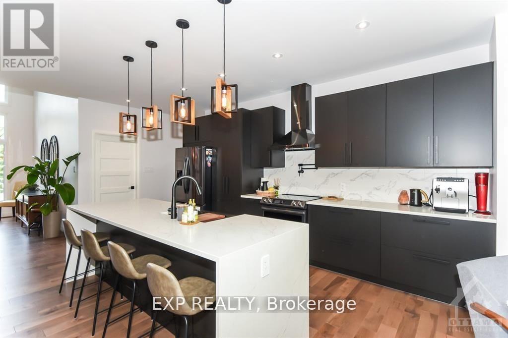 












1579 ROLLIN ROAD

,
Clarence-Rockland,




Ontario
K0A3N0


