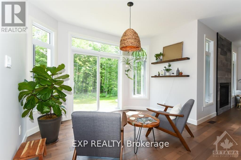 












1579 ROLLIN ROAD

,
Clarence-Rockland,




Ontario
K0A3N0

