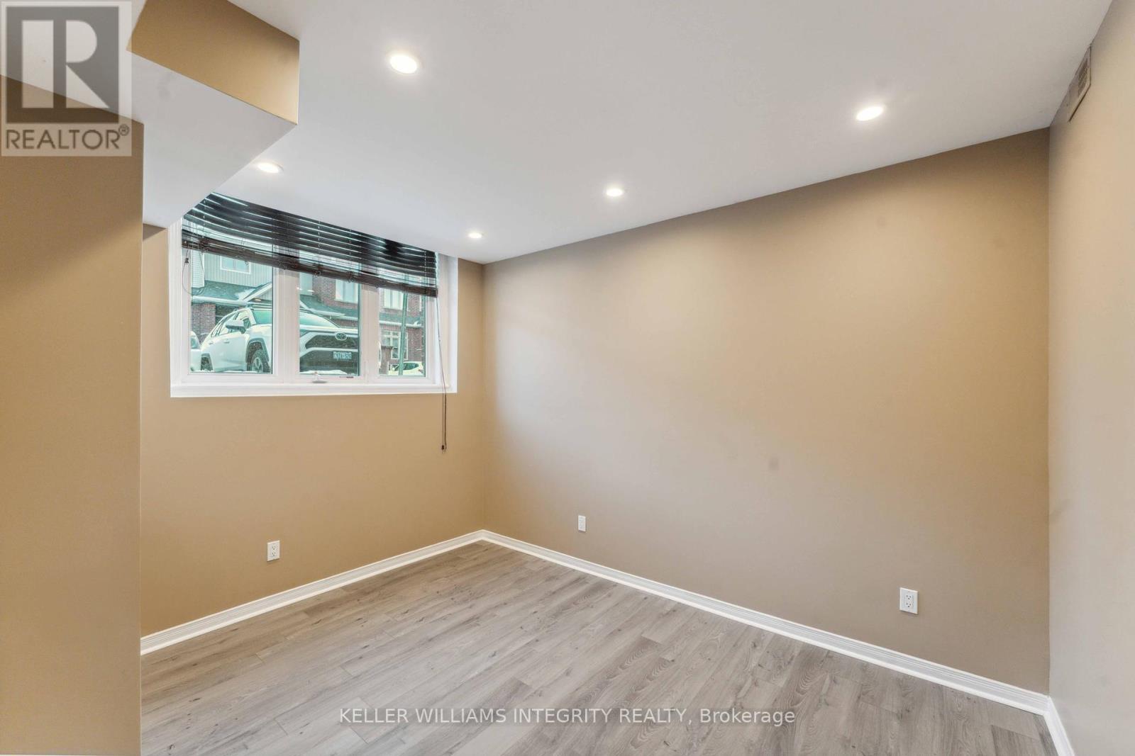 












562 REARDON

,
Ottawa,




Ontario
K1V2L1

