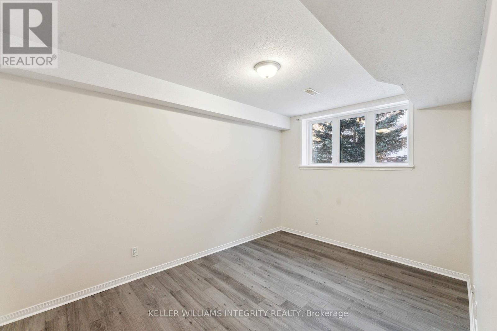 












562 REARDON

,
Ottawa,




Ontario
K1V2L1

