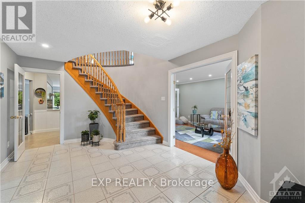 












6109 FERNBANK ROAD

,
Ottawa,




Ontario
K2S1B6

