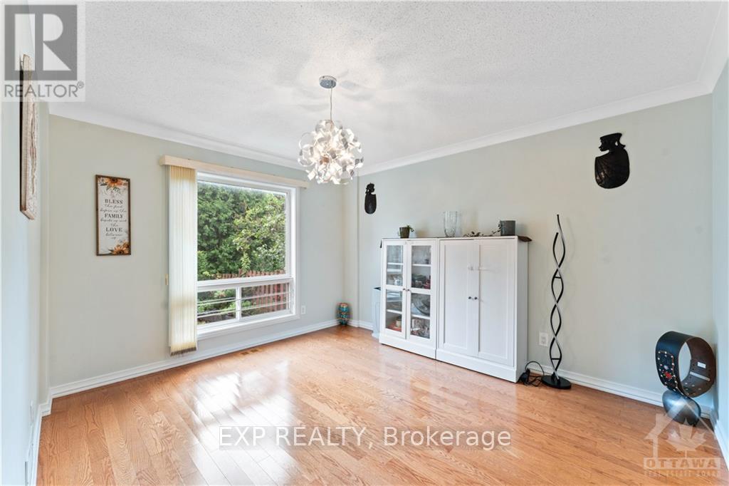 












6109 FERNBANK ROAD

,
Ottawa,




Ontario
K2S1B6

