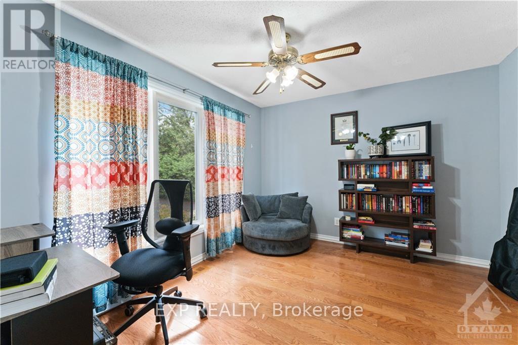 












6109 FERNBANK ROAD

,
Ottawa,




Ontario
K2S1B6

