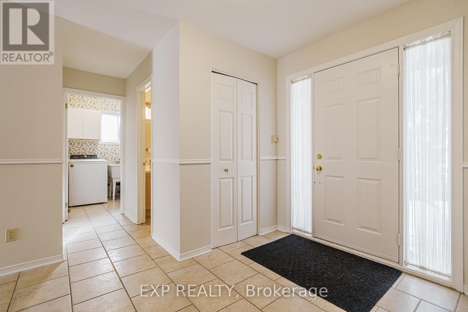 












850 ADENCLIFFE DRIVE

,
Ottawa,




Ontario
K4A2M9

